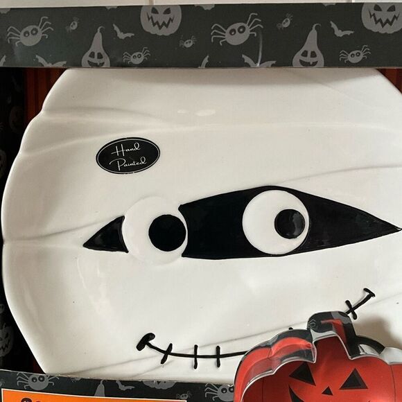 Brand New Hand Painted Cookie Plate & Cookie Cutter Set Halloween Gift - Picture 3 of 5